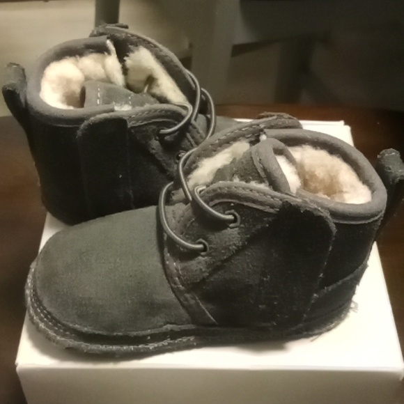UGG boots - Picture 8 of 13